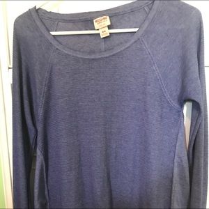 Long sleeve flowy blouse